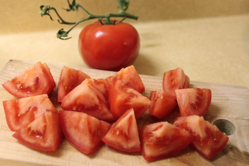 tomatoes for steak salad